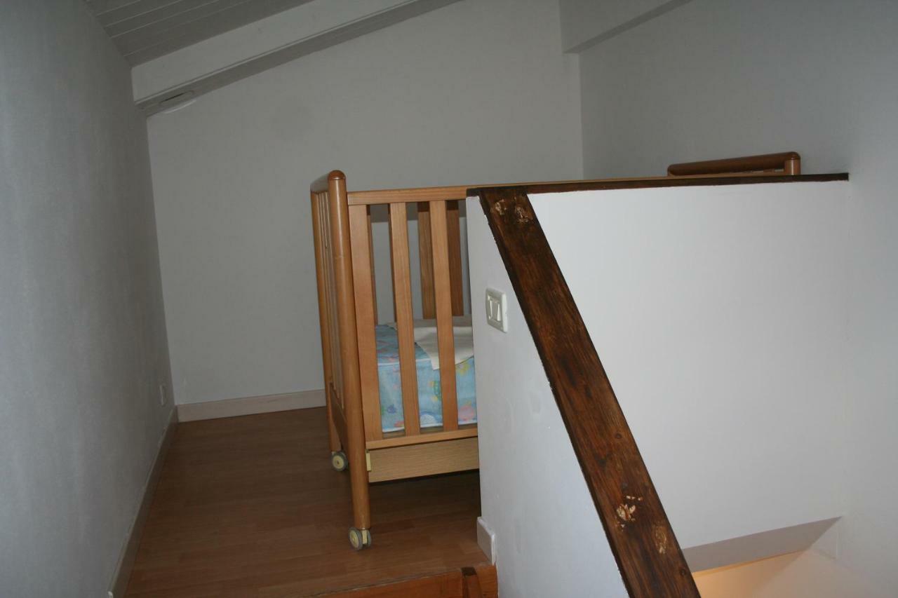 ホテルCasa Di Bice ヴェンゾーネ エクステリア 写真