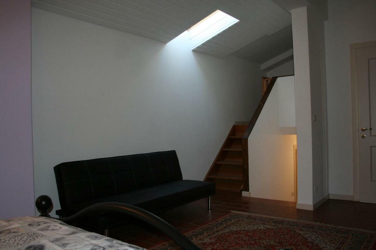 ホテルCasa Di Bice ヴェンゾーネ エクステリア 写真