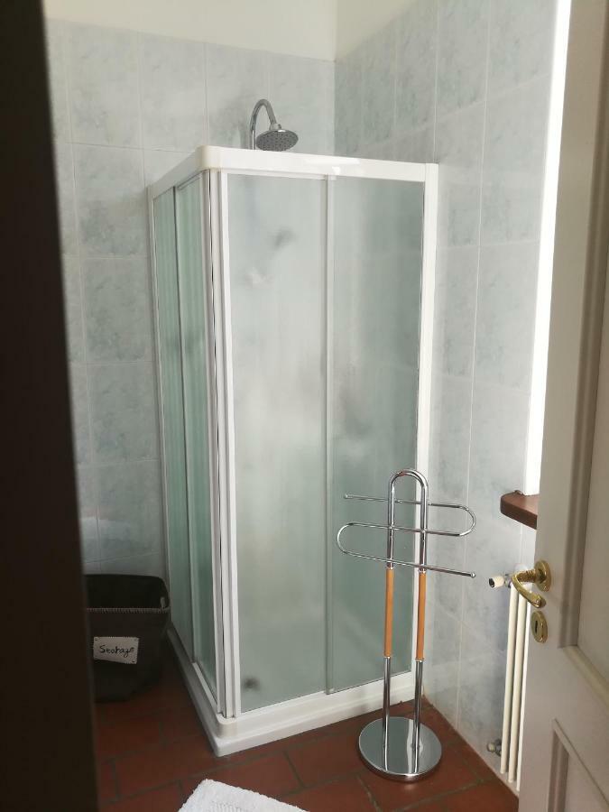 ホテルCasa Di Bice ヴェンゾーネ エクステリア 写真